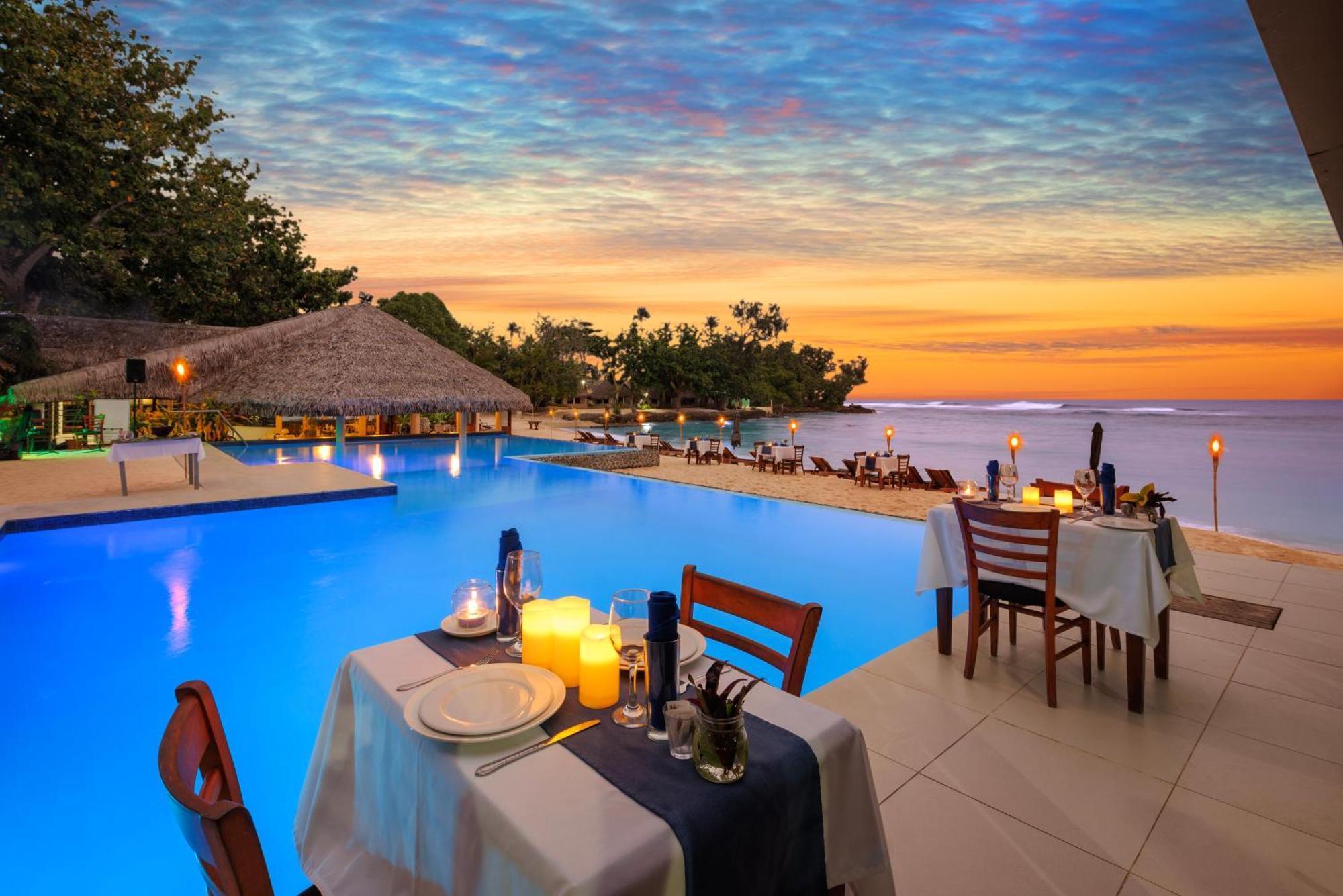 Breakas Beach Resort (Adults Only) Port Vila Esterno foto