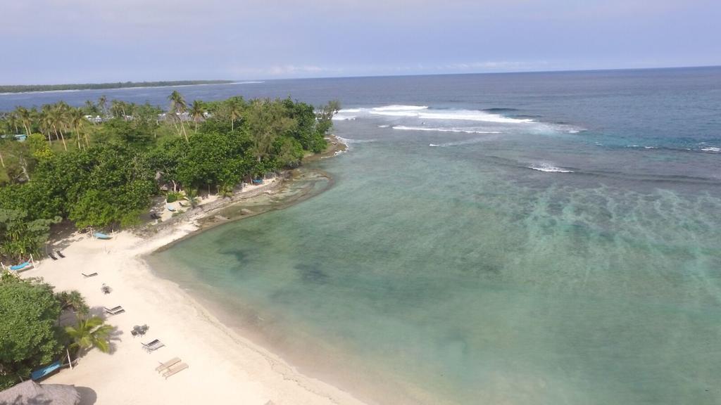 Breakas Beach Resort (Adults Only) Port Vila Esterno foto